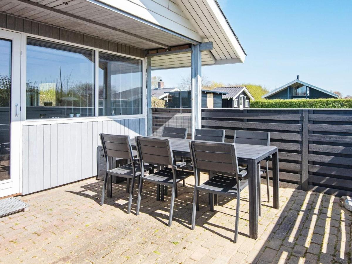 4 Person Holiday Home In Hemmet Exteriör bild